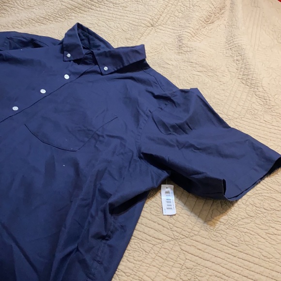 Men’s short sleeve dress shirt navy blue cotton material - Picture 4 of 5